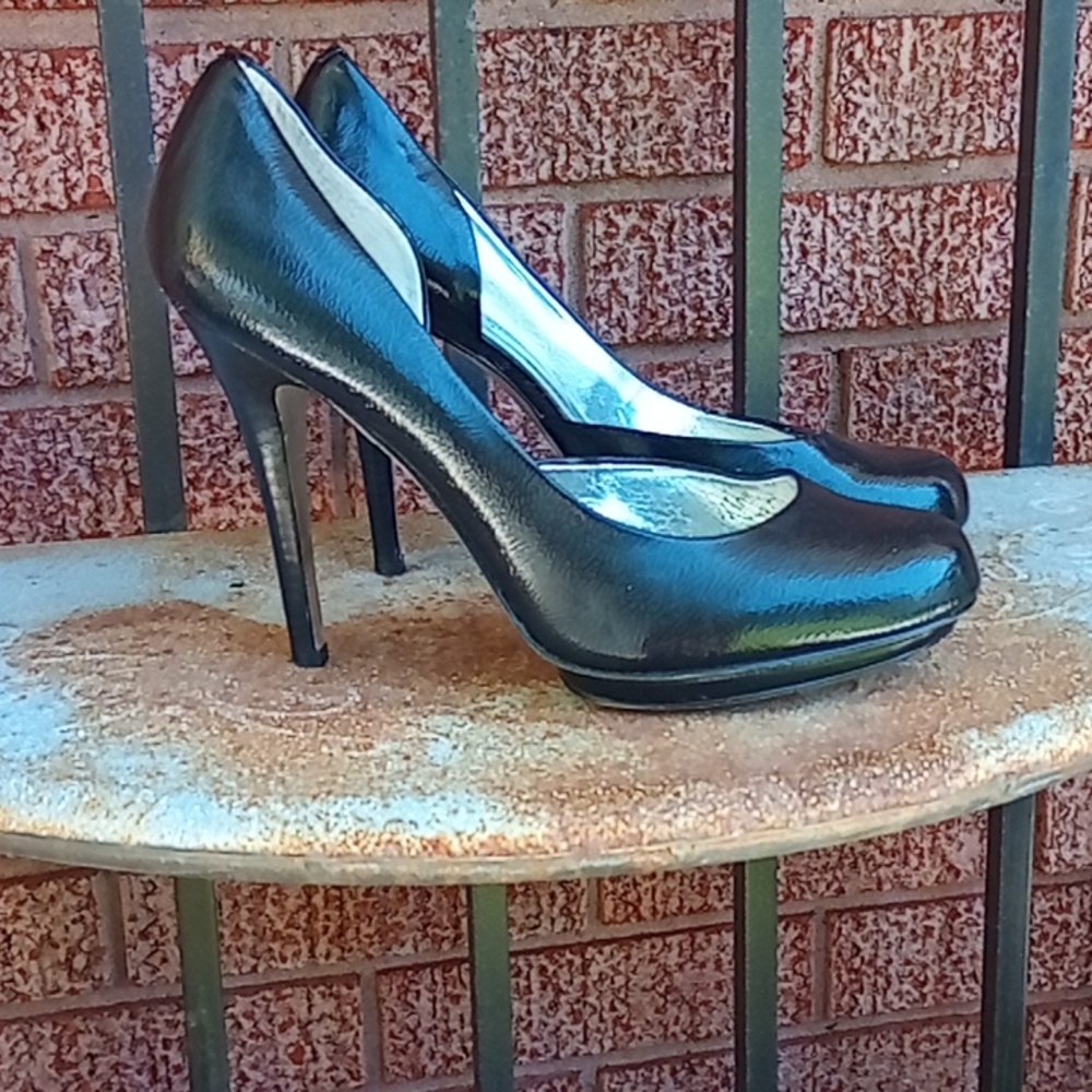 Jessica Simpson heels